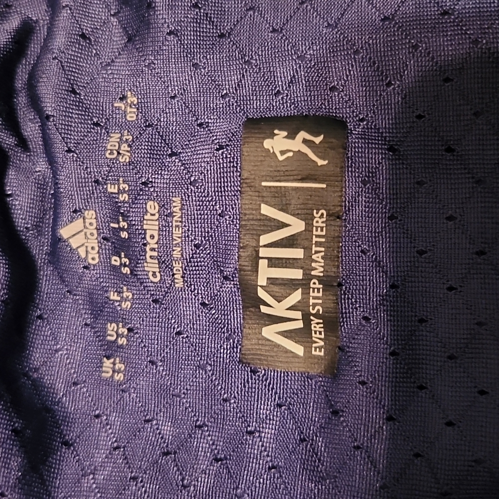 Shorts - Picture 3 of 6